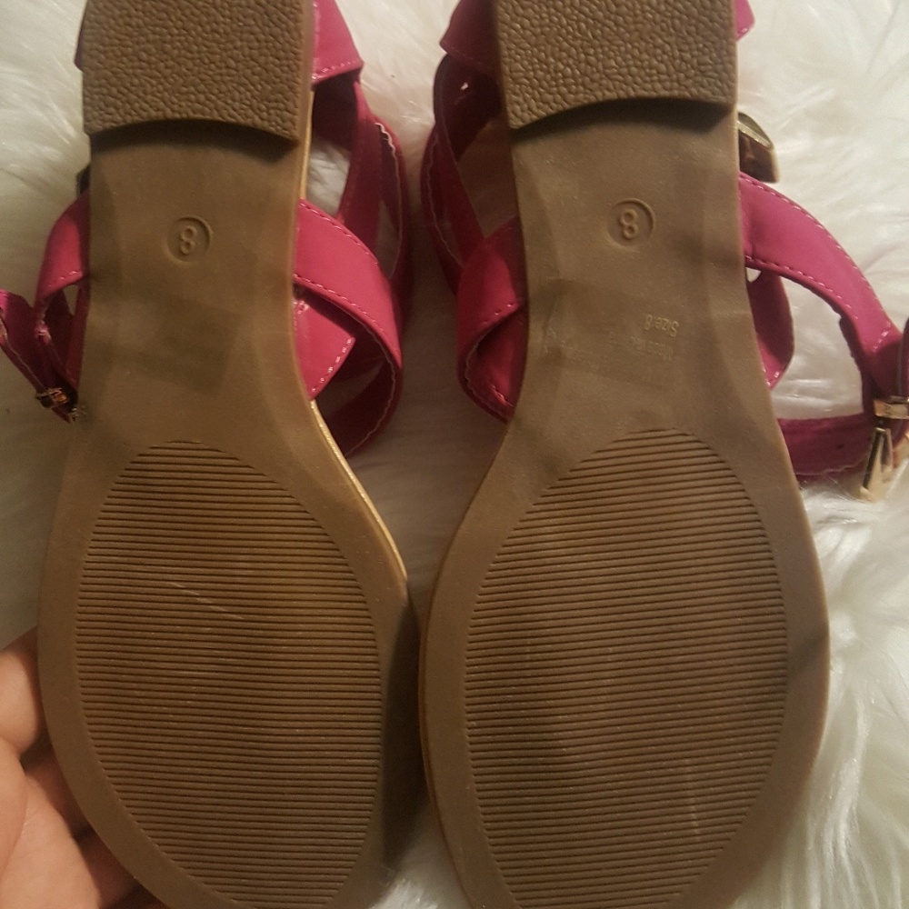 Flats - Picture 2 of 3